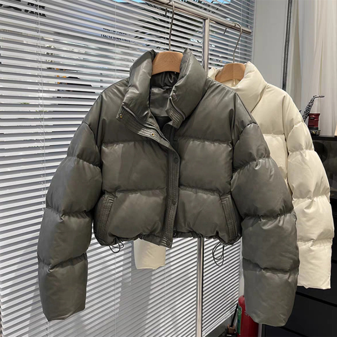 Women's jacket Fashion Stand Collar White Duck Down Jacket