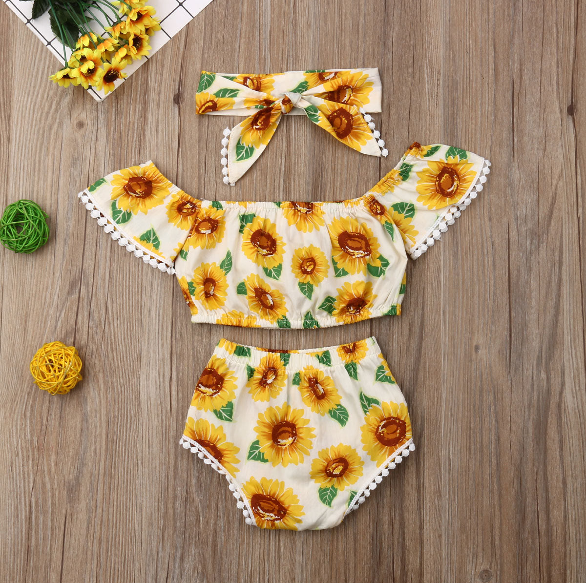 Girl suit Sunflower Print One-Shoulder Top Triangle Shorts