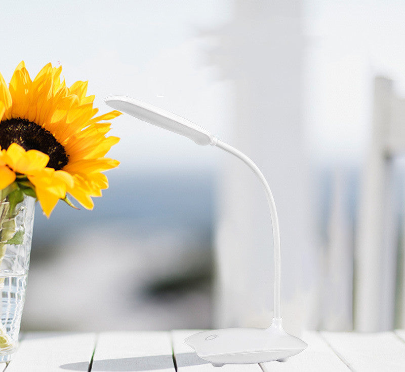 Eye protection charging small desk lamp