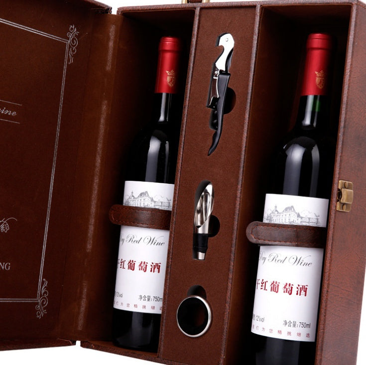 Wine box handmade in leather