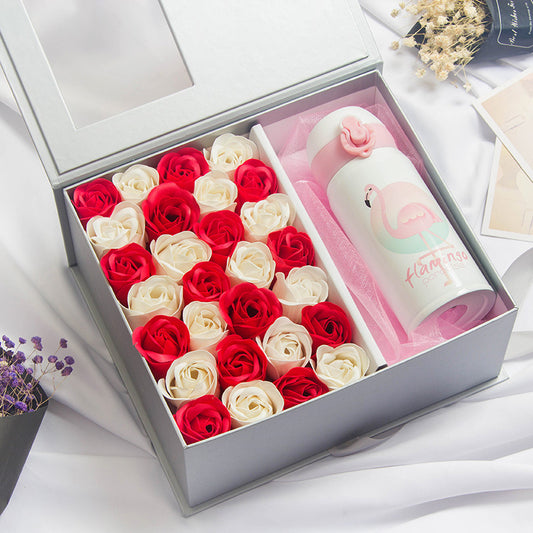 Creative Valentine's Day gift box