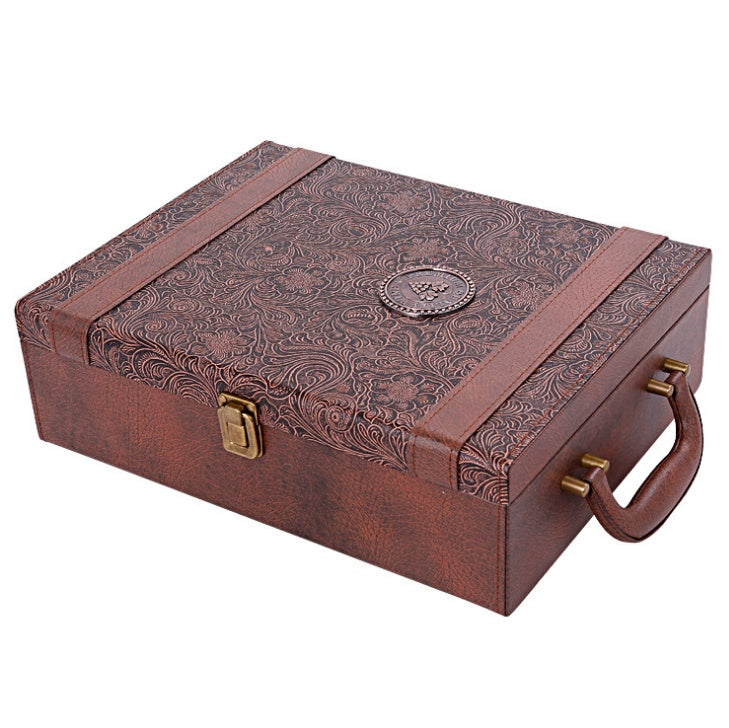 Wine box handmade in leather