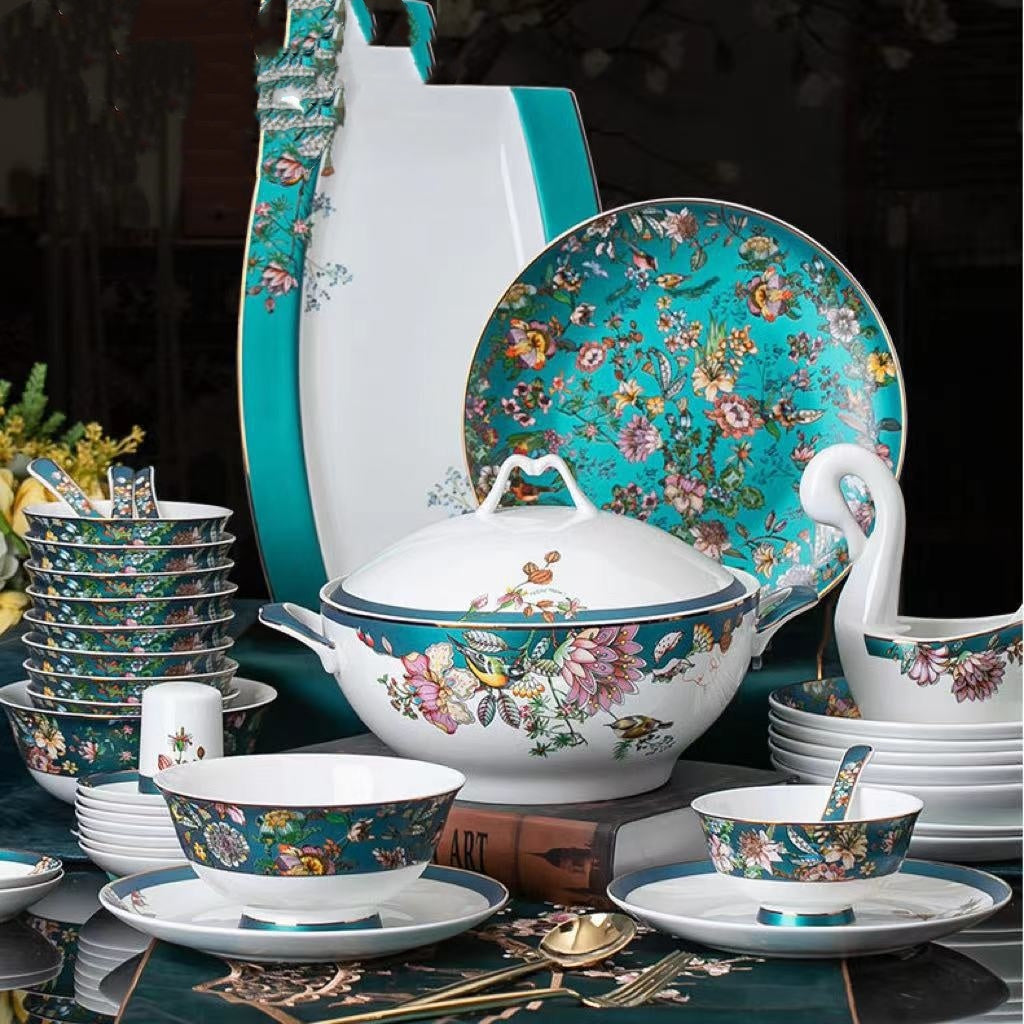 Handmade kitchen set gift Good-looking Enamel Color Tableware Bowl And Plates Suit Household