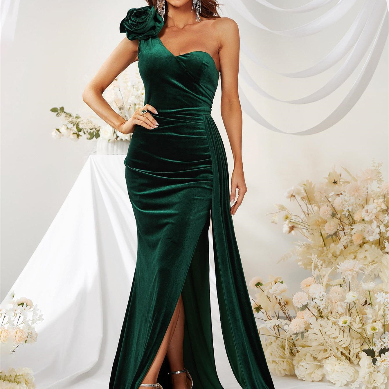 Long Sleeveless One-shoulder Three-dimensional Flower Dress