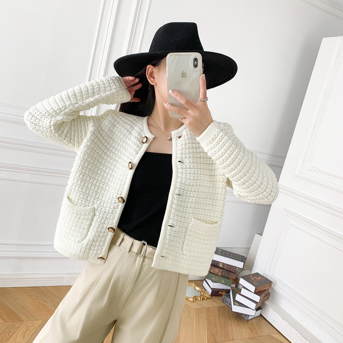 Woman’s jacket Classic Style Coat Elegant Single-breasted Cotton Sweater Women's Pineapple Pin Top