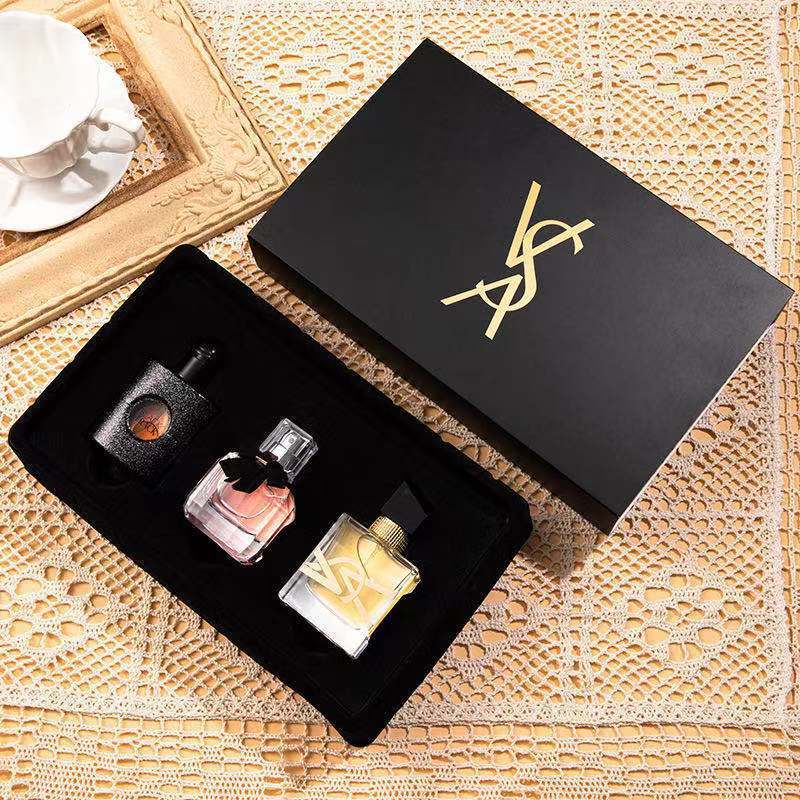 Perfume set for wife