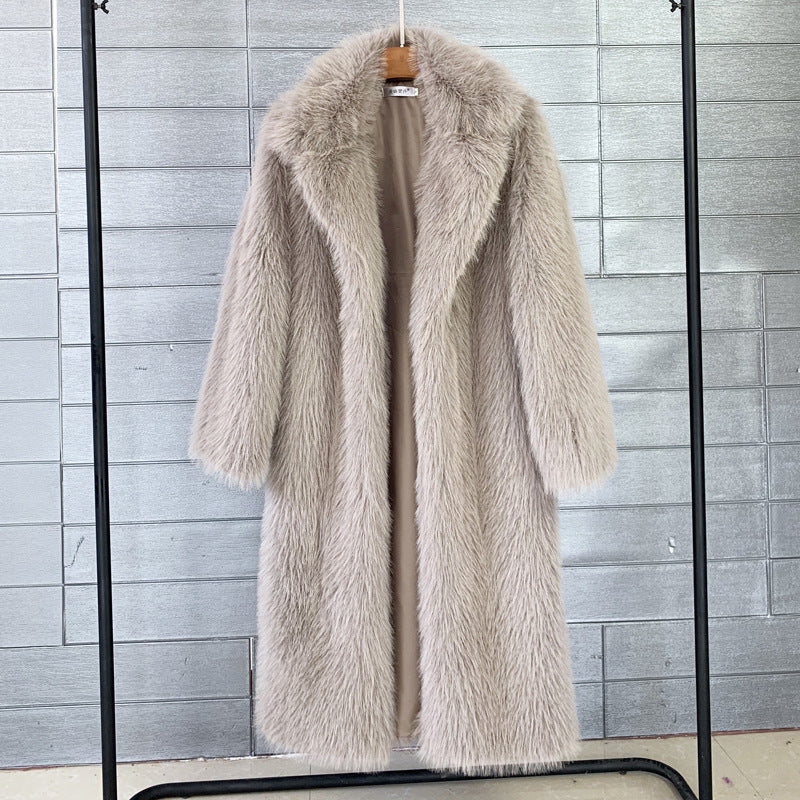 Women's Suit Collar Coat with Artificial Fur for Autumn/Winter